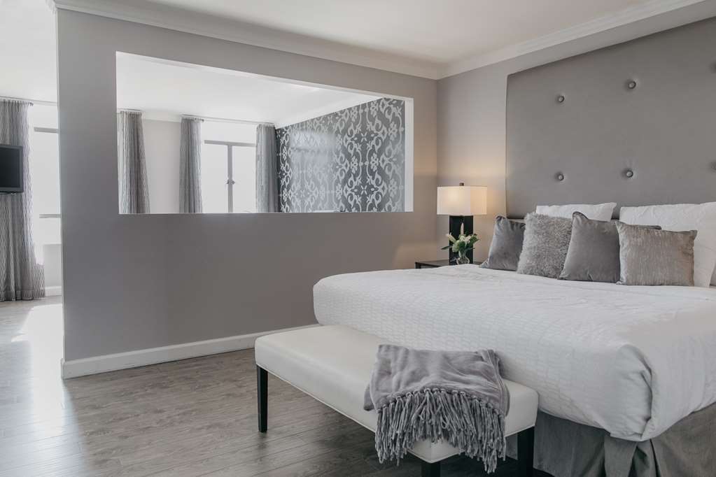 Deco Hotel